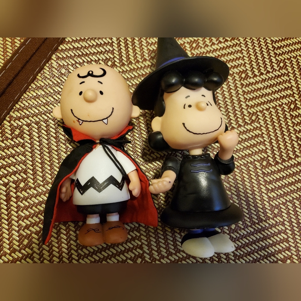 Halloween Peanuts
